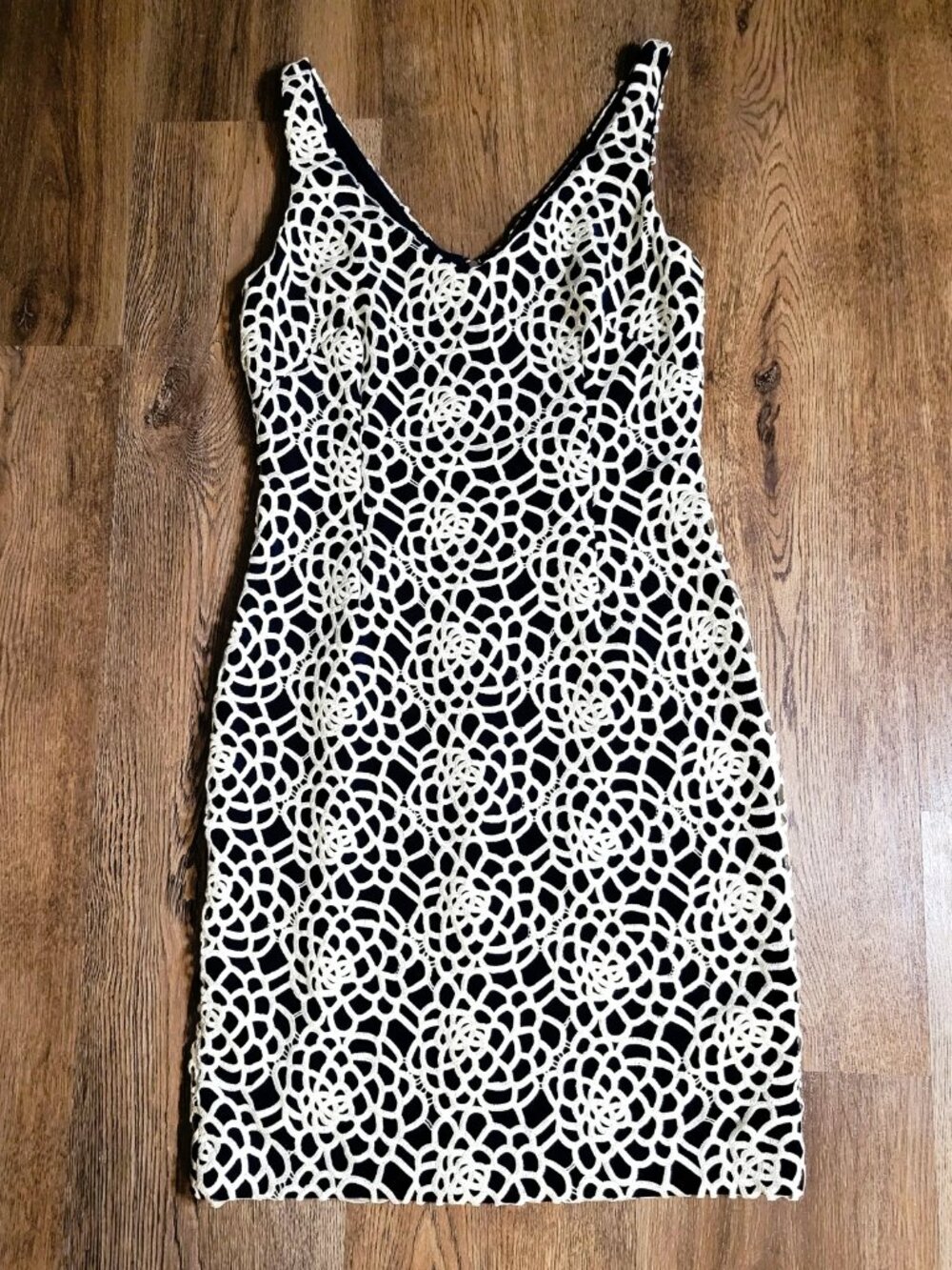 Lauren Ralph Lauren Crochet Lace Overlay Sheath Dress Womens Size 6 Navy White